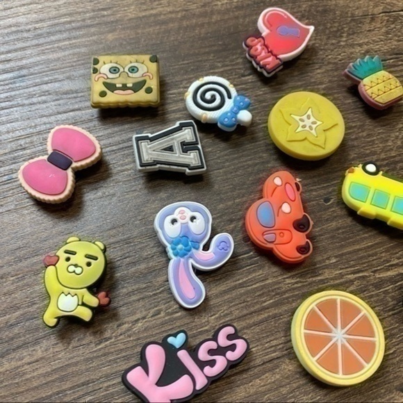 Jibbitz for Crocs Shoes variety pack of jibbitz - Picture 2 of 5